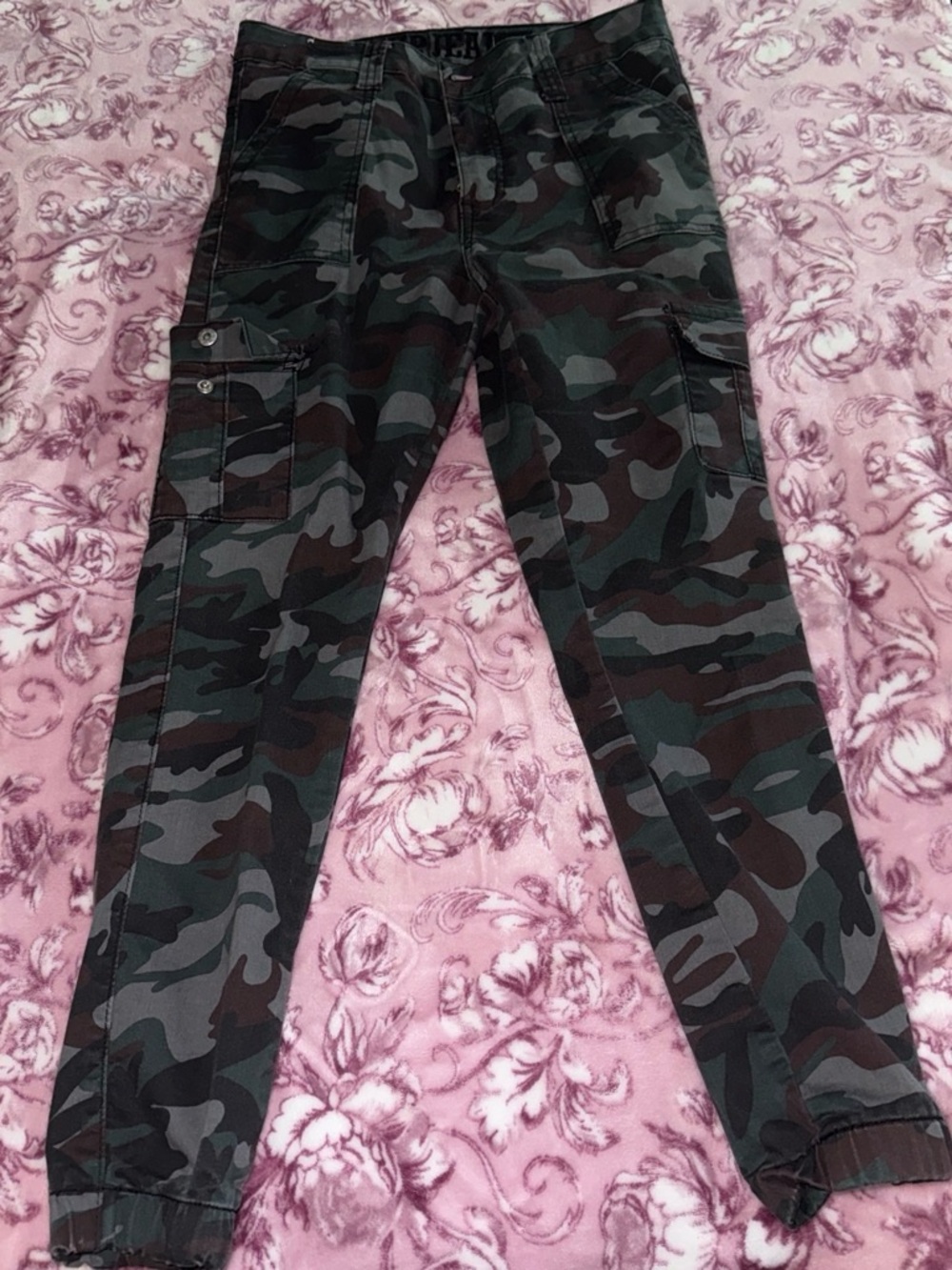 VIP Camo Cargo Jeans in Black and Green